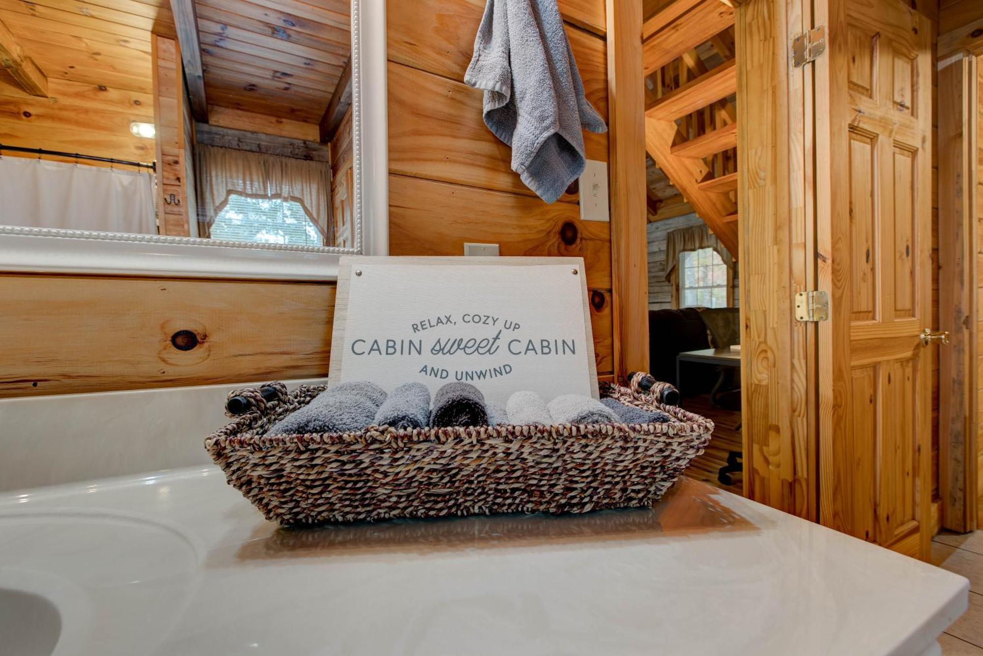 The Willow, Secluded And Cozy Country Cabin Ravenna Exterior photo